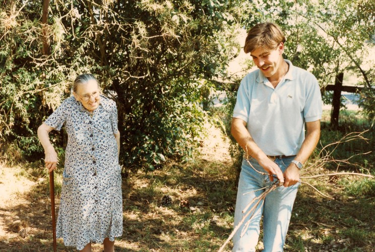 Jean Galbraith, (aged about 90), and me (aged about 26), in her garden in Tyers, Victoria